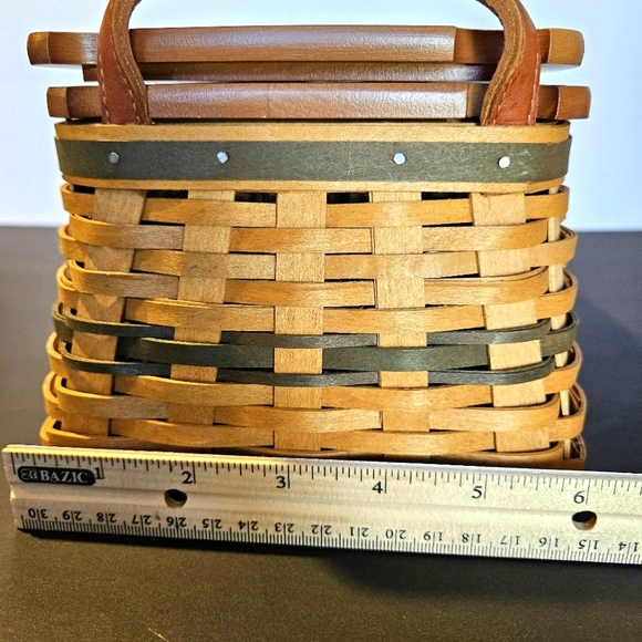 Longaberger Christmas Collection 2002 Edition Traditions Basket Leather Handles - Picture 10 of 14